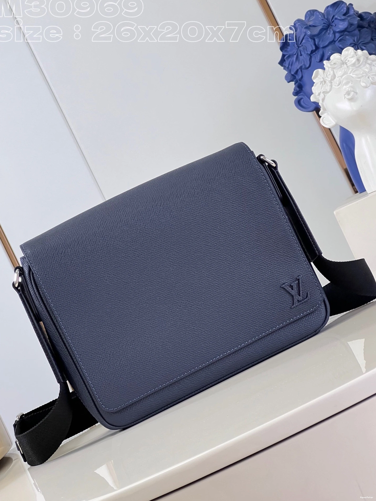 PM DISTRICT VUITTON LOUIS 0711
